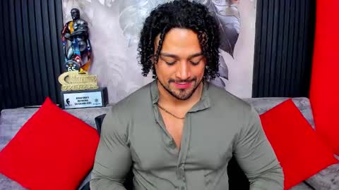 Snapshot of mike_estevess chatting on 23, 2, 2026 online show from 23, 2, 2026