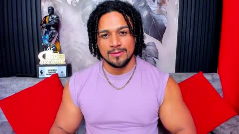 Snapshot of mike_estevess chatting on 14, 3, 2026 online show from 14, 3, 2026