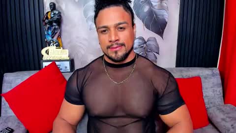 Snapshot of mike_estevess chatting on 19, 3, 2026 online show from 19, 3, 2026