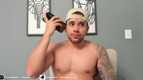 Snapshot of mike_montoya chatting on 15, 12, 2024 Mike Montoya online show from 15, 12, 2024