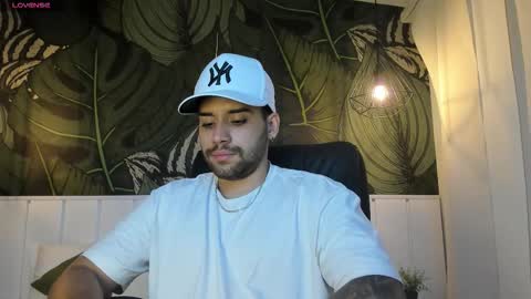 Snapshot of mike_montoya chatting on 20, 9, 2025 Mike Montoya online show from 20, 9, 2025