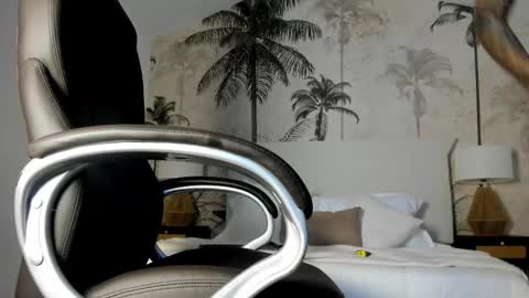 Mike Montoya online show from 12, 10, 2025