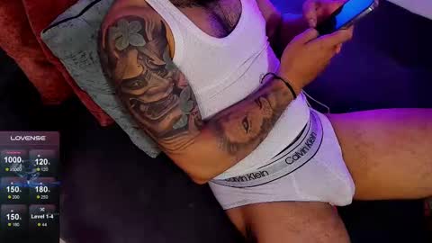 Snapshot of mike_mullerr chatting on 14, 10, 2025 Limited offer 80 off for 31 days   online show from 14, 10, 2025