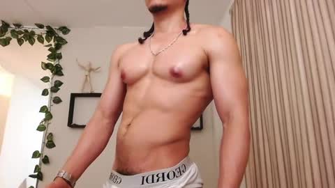 Enrique Rolly online show from 28, 2, 2025