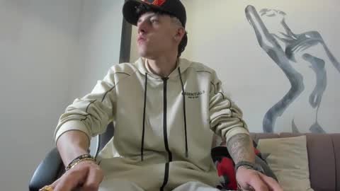 Mike Beneflexk online show from 3, 2, 2026