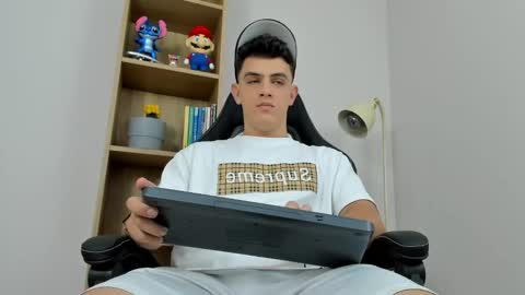 Snapshot of mikecooper_ chatting on 13, 3, 2026 Mike Cooper online show from 13, 3, 2026