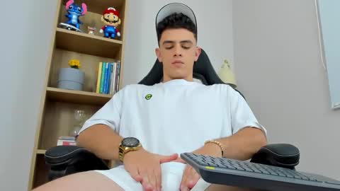 Snapshot of mikecooper_ chatting on 22, 3, 2026 Mike Cooper online show from 22, 3, 2026