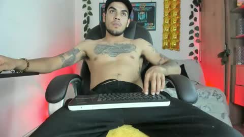mikee_scooth online show from 14, 1, 2025