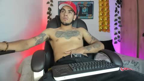 mikee_scooth online show from 7, 2, 2025