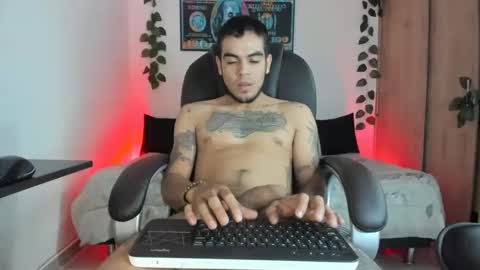 mikee_scooth online show from 15, 2, 2025
