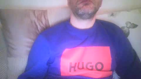 Snapshot of mikehockishuge9 chatting on 1, 2, 2025 mikehockishuge9 online show from 1, 2, 2025
