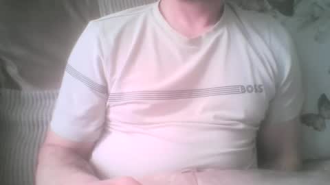 mikehockishuge9 online show from 17, 5, 2026