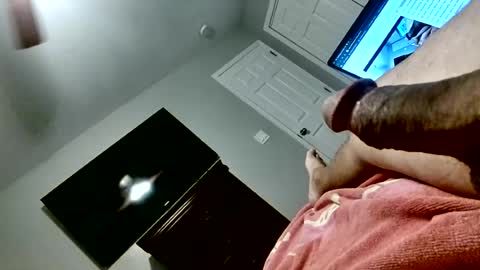 Snapshot of mikehunt6922 chatting on 3, 8, 2026 MikeHunt online show from 3, 8, 2026