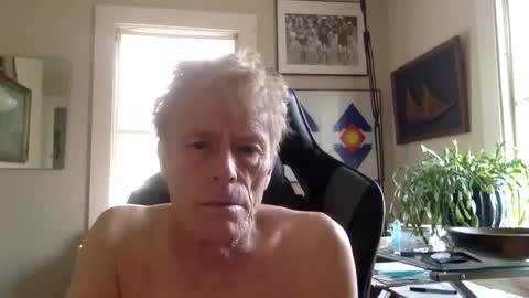 mikelub11235 online show from 18, 1, 2025