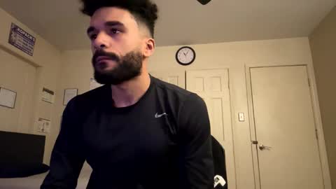 Snapshot of mikemikemikey9996 chatting on 16, 12, 2025 mikemikemikey9996 online show from 16, 12, 2025