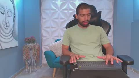 Snapshot of mikepark_ chatting on 16, 9, 2025 MIKE PARK  online show from 16, 9, 2025