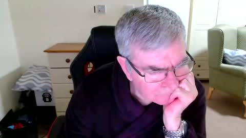 mikespait online show from 25, 11, 2025