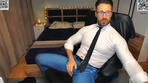 Mike    online show from 9, 12, 2024