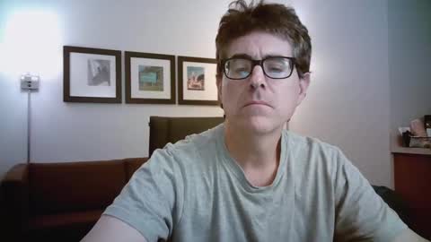 Snapshot of mikewulds chatting on 14, 11, 2025 Mike online show from 14, 11, 2025