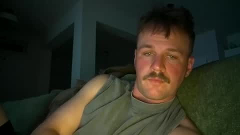 mikey_em online show from 12, 4, 2026