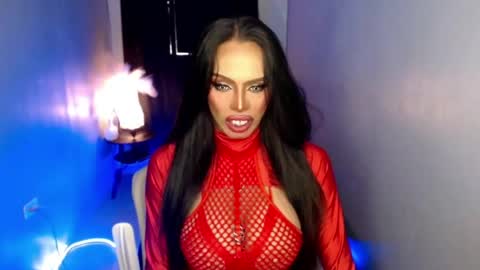 Mistress MikeyAlawi online show from 5, 5, 2026