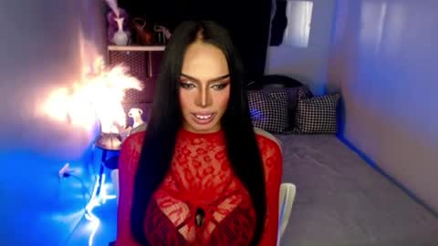 Mistress MikeyAlawi online show from 6, 5, 2026