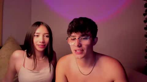Snapshot of mikeyvioleta chatting on 14, 1, 2025 VIOLETAMIKE online show from 14, 1, 2025