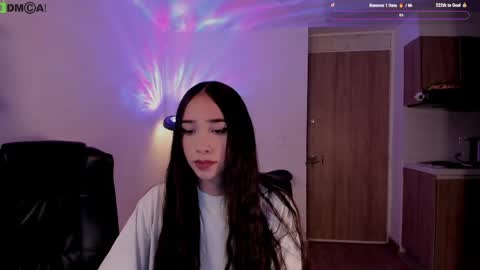 VIOLETAMIKE online show from 9, 5, 2026