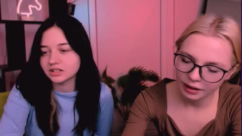 miki_ti online show from 21, 11, 2025