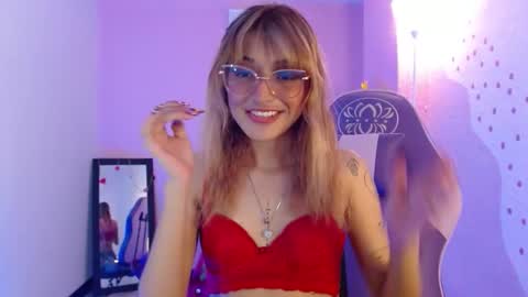 Snapshot of mikka_ela chatting on 13, 9, 2025 Mikka 3 online show from 13, 9, 2025