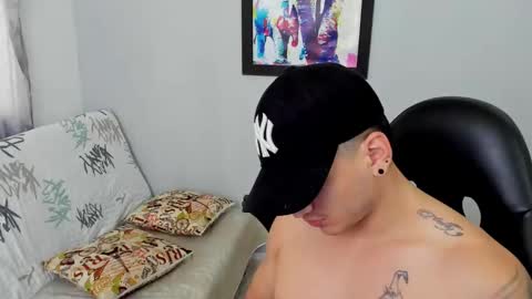 Snapshot of mikke_love chatting on 20, 2, 2025 MIKKE online show from 20, 2, 2025