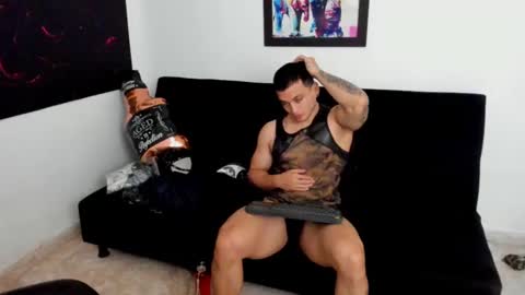 Snapshot of mikke_love chatting on 19, 9, 2025 MIKKE online show from 19, 9, 2025