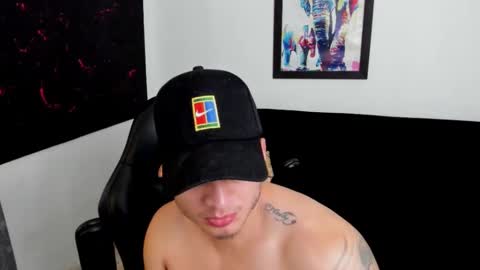 Snapshot of mikke_love chatting on 29, 9, 2025 MIKKE online show from 29, 9, 2025