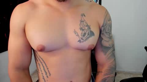 Snapshot of mikke_love chatting on 21, 10, 2025 MIKKE online show from 21, 10, 2025