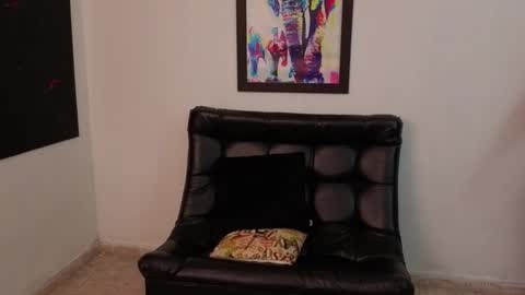 Snapshot of mikke_love chatting on 23, 10, 2025 MIKKE online show from 23, 10, 2025