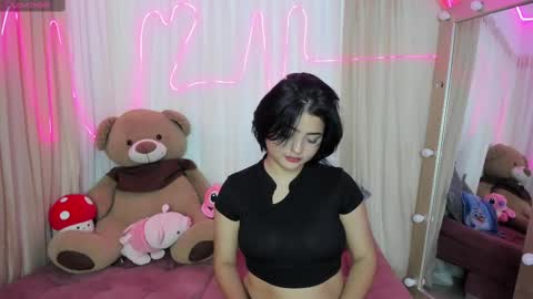 Mikoto Urb online show from 28, 2, 2025