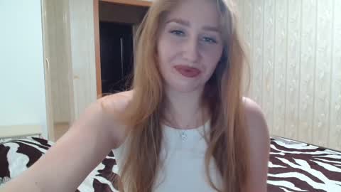 Snapshot of miku_sanders2 chatting on 5, 12, 2024 miku_sanders2 online show from 5, 12, 2024