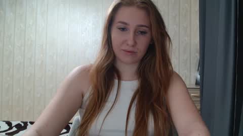 Snapshot of miku_sanders2 chatting on 11, 2, 2025 miku_sanders2 online show from 11, 2, 2025