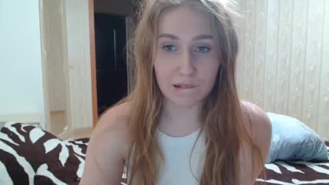 Snapshot of miku_sanders2 chatting on 12, 2, 2025 miku_sanders2 online show from 12, 2, 2025