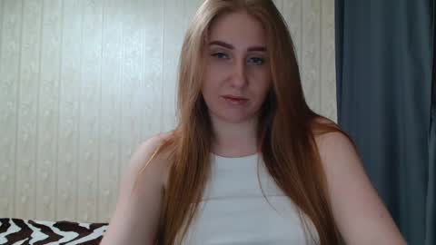 Snapshot of miku_sanders2 chatting on 7, 3, 2025 miku_sanders2 online show from 7, 3, 2025