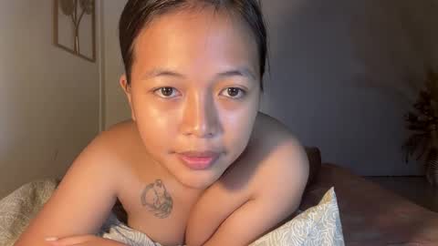 Snapshot of mikyla_shua chatting on 13, 10, 2025 MommyMikyla online show from 13, 10, 2025