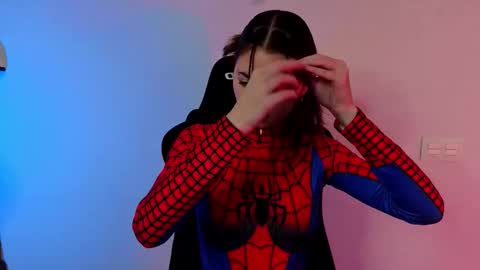 Milkiss online show from 5, 12, 2025