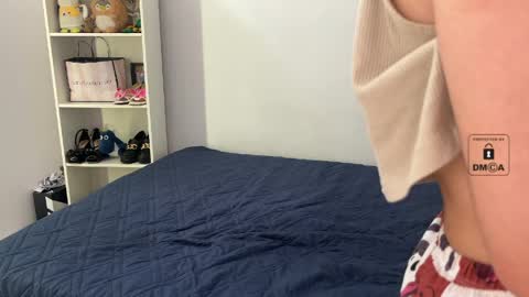 Mila and albert online show from 28, 4, 2026