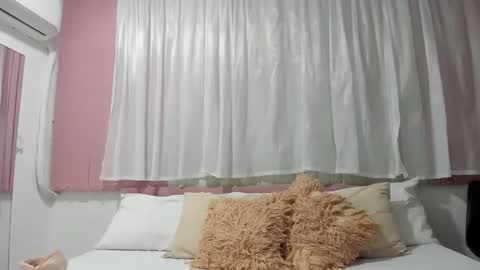 mila_adamss online show from 12, 2, 2026