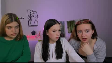 mila_glow online show from 16, 9, 2025