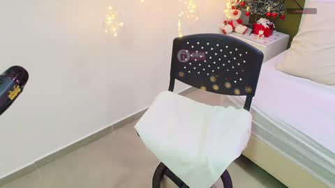 Milena  online show from 20, 12, 2024