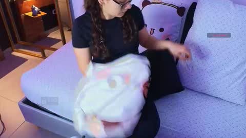 Milena  online show from 24, 3, 2026