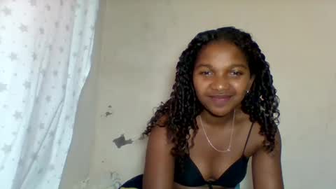 mila_lunah online show from 3, 5, 2026