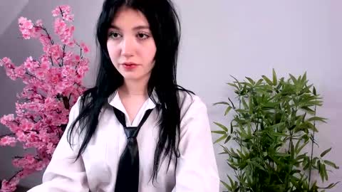 Mila online show from 19, 12, 2025