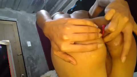 mila_seductressxx online show from 6, 6, 2026